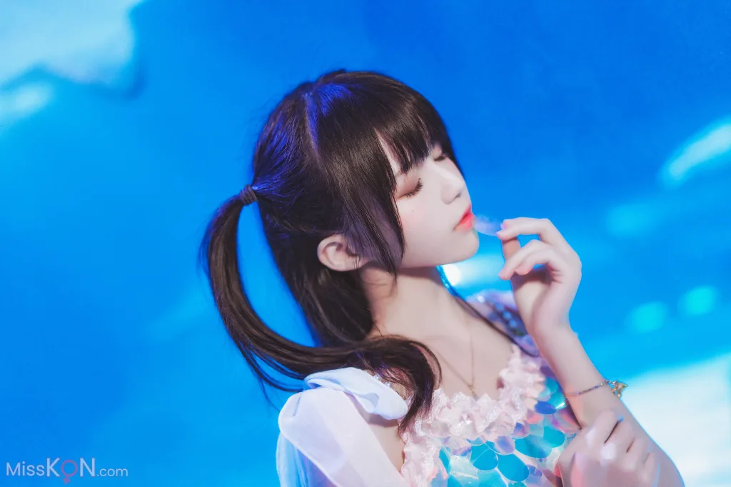 Coser@桜桃喵: 水族馆 (15 photos)