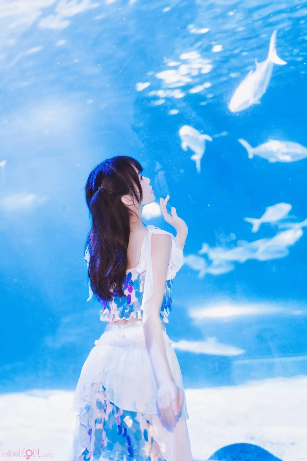 Coser@桜桃喵: 水族馆 (15 photos)
