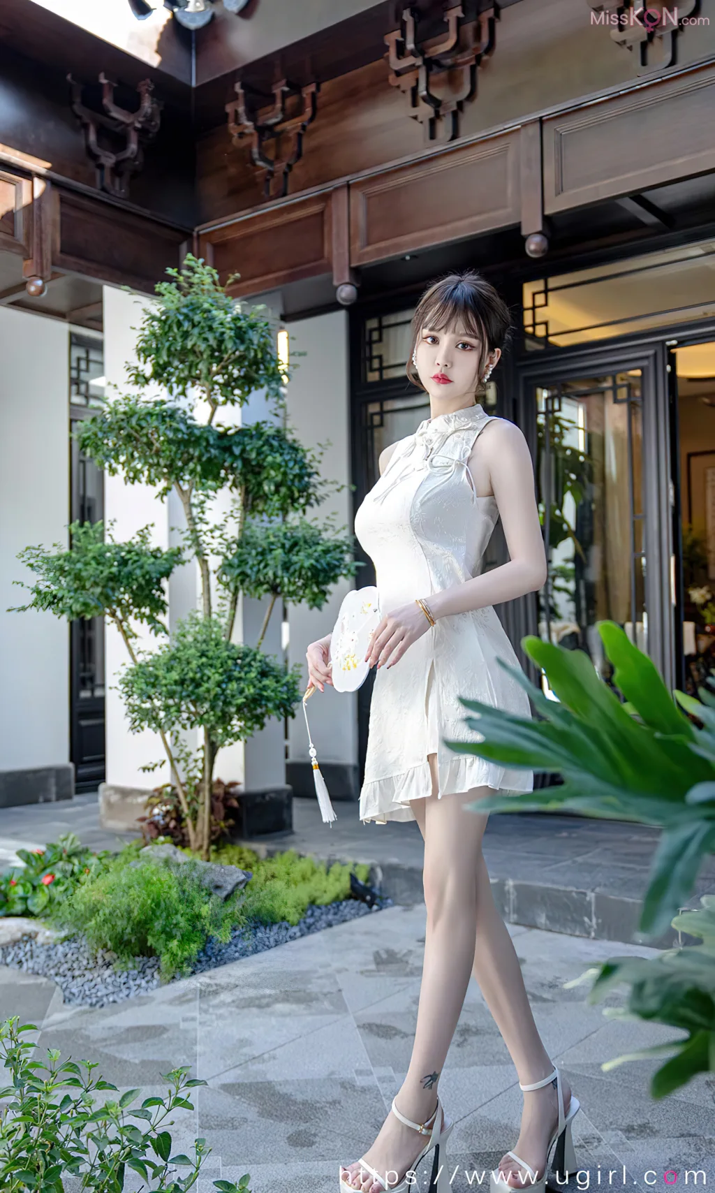 [Ugirls爱尤物] No.2666 – 2680 (525 photos)
