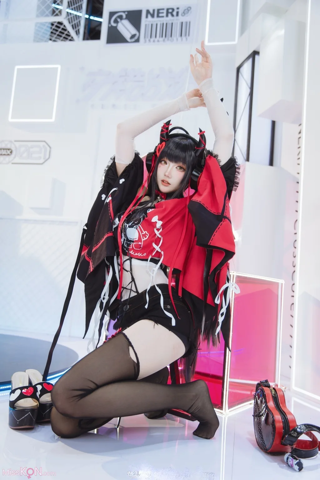 Coser@瓜希酱: 交错战线cos旋律 (14 ảnh)