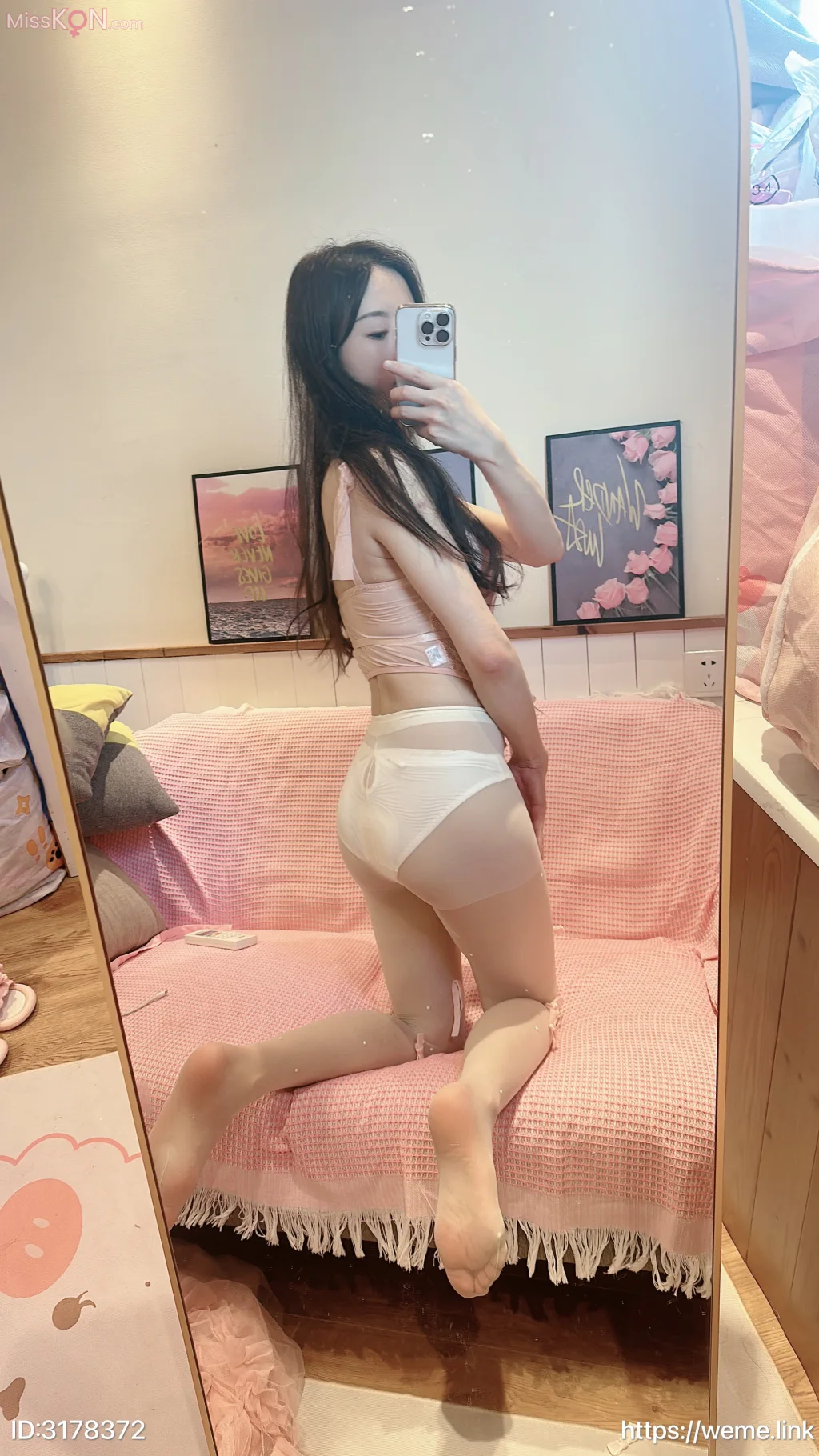 小萌子: 粉色萌妹 (46 ảnh)