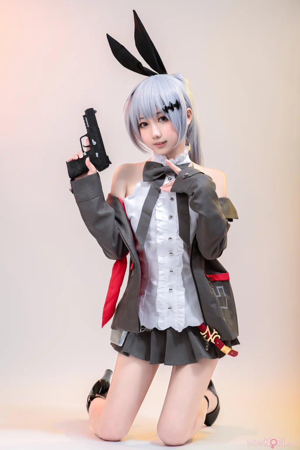 Coser@小木曾AYA: 少女前线 Fn-57 (20 photos)