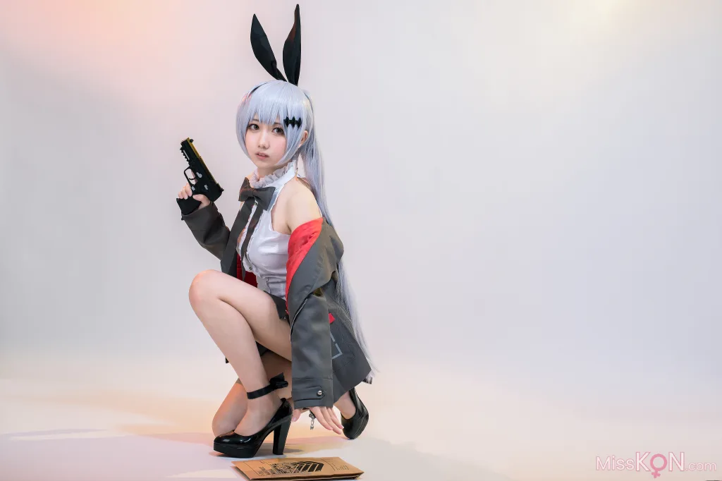 Coser@小木曾AYA: 少女前线 Fn-57 (20 photos)