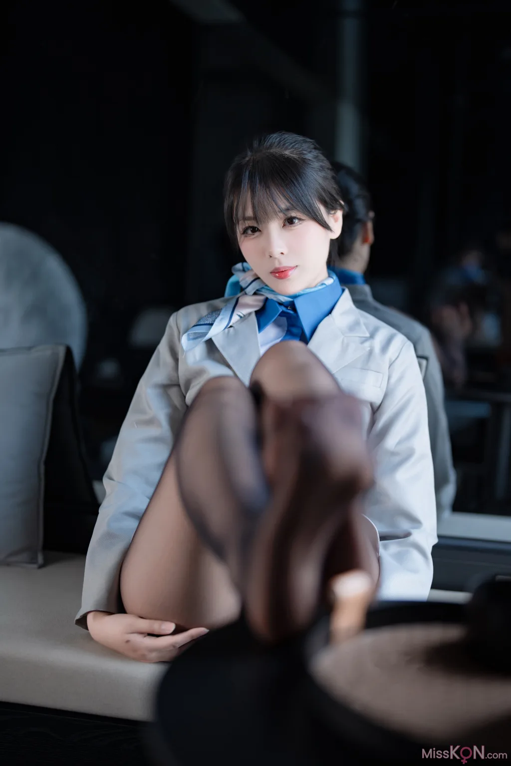 Coser@轩萧学姐: 空姐室内黑丝 (75 photos)