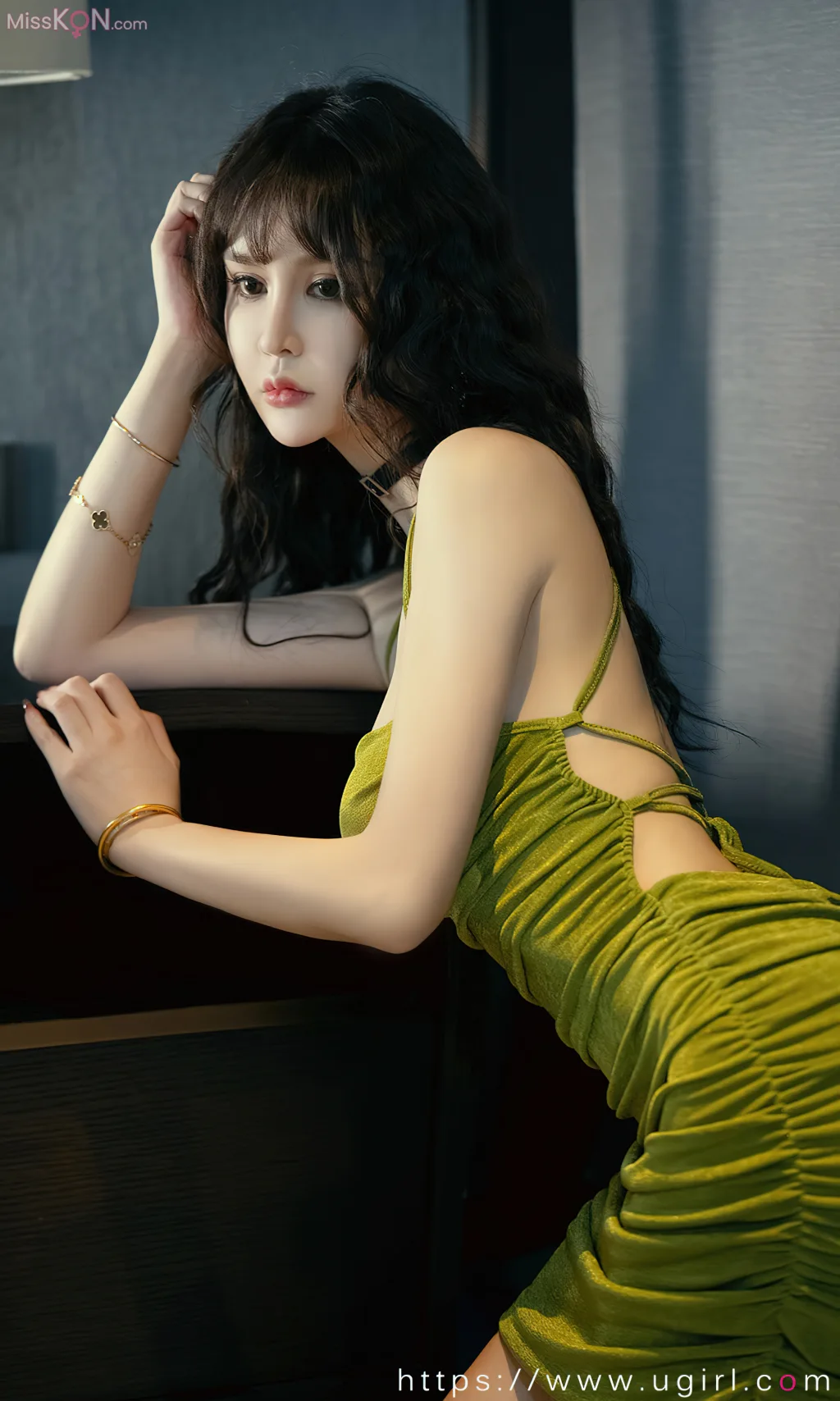 [Ugirls爱尤物] No.2696 – 2710 (525 photos)