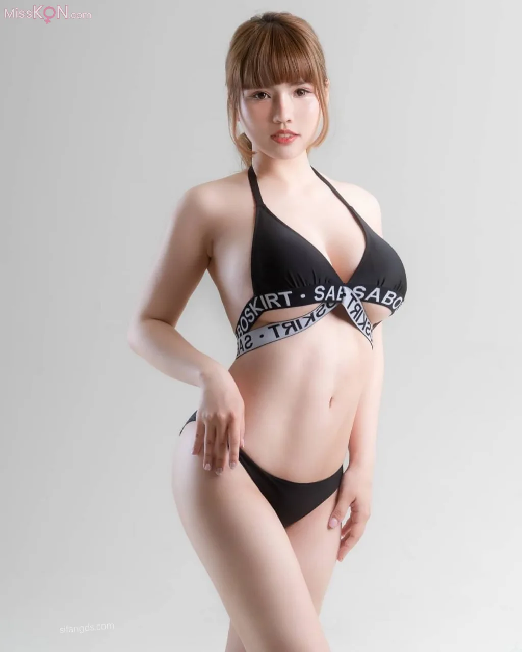 張弄弄 (papaqie): (OF+IG) G罩杯女友弓長弄弄 (427 photos + 34 videos)