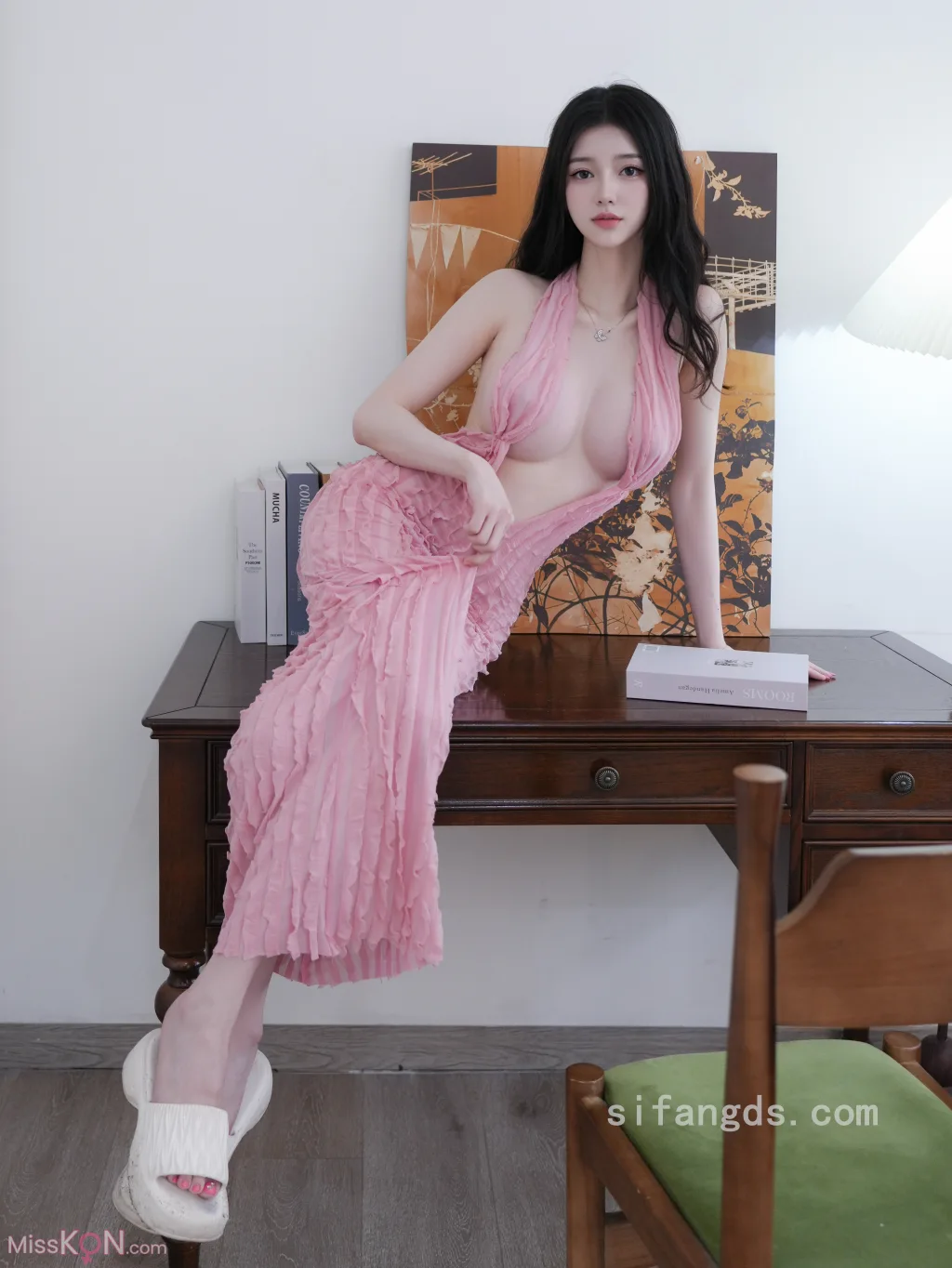 [XR Uncensored] 白小蝶: R18 秀人网模特 书桌上的粉色精灵 (88 ảnh)