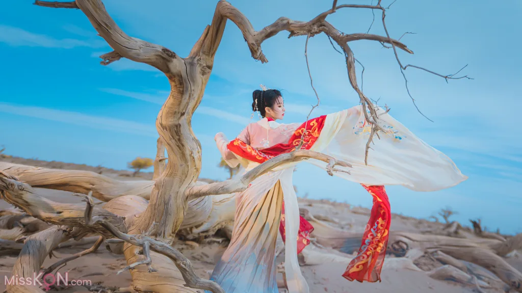 Coser@桜桃喵: 惊鸿 (15 photos) – Page 2