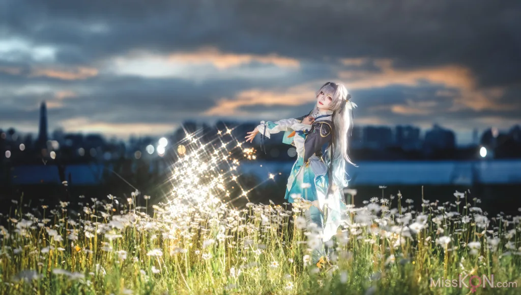 Coser@花柒Hana: 崩坏：星穹铁道 流萤 (18 ảnh)