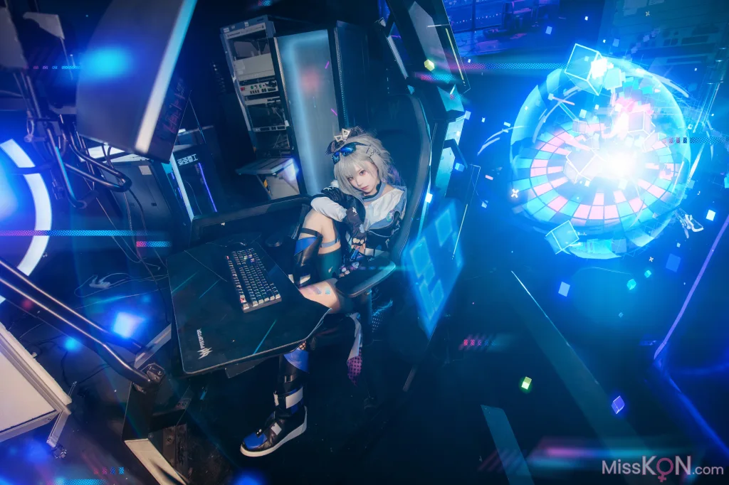 Coser@花柒Hana: 崩坏：星穹铁道 银狼 (17 ảnh)