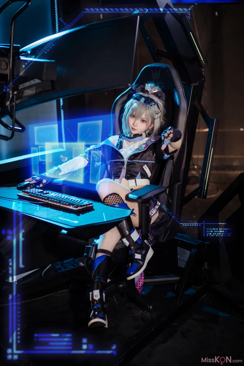 Coser@花柒Hana: 崩坏：星穹铁道 银狼 (17 ảnh)