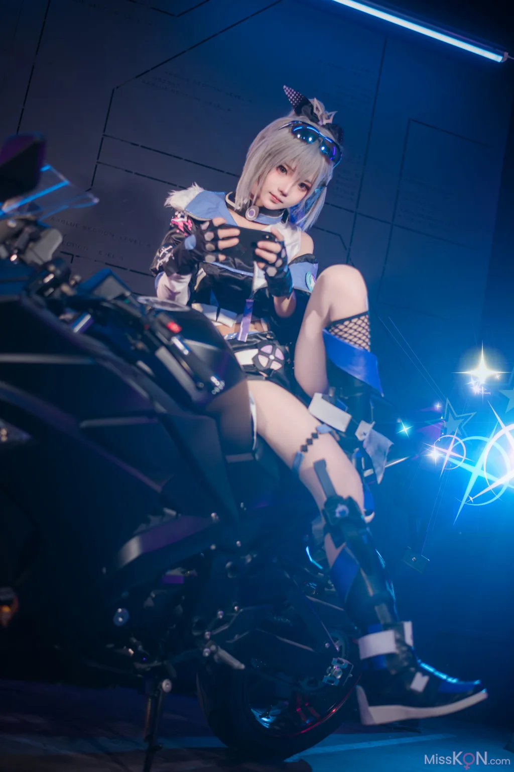 Coser@花柒Hana: 崩坏：星穹铁道 银狼 (17 ảnh)