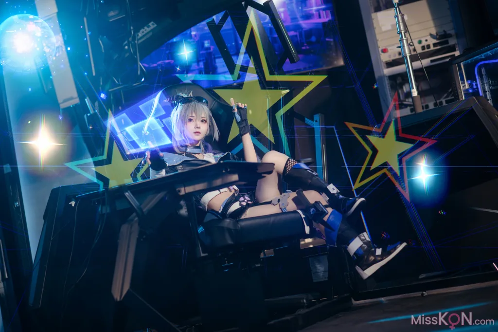 Coser@花柒Hana: 崩坏：星穹铁道 银狼 (17 ảnh)