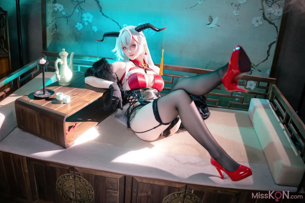 Coser@屿鱼: 碧蓝航线 埃吉尔旗袍 (50 ảnh)