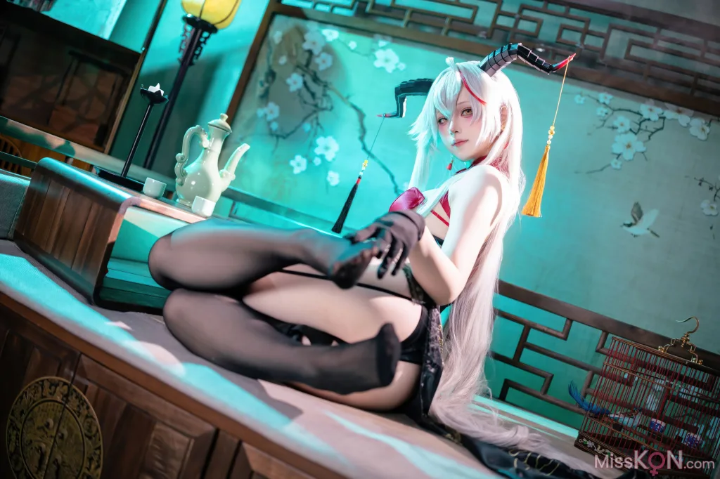 Coser@屿鱼: 碧蓝航线 埃吉尔旗袍 (50 ảnh)