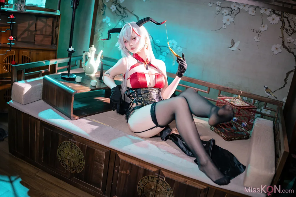 Coser@屿鱼: 碧蓝航线 埃吉尔旗袍 (50 ảnh)