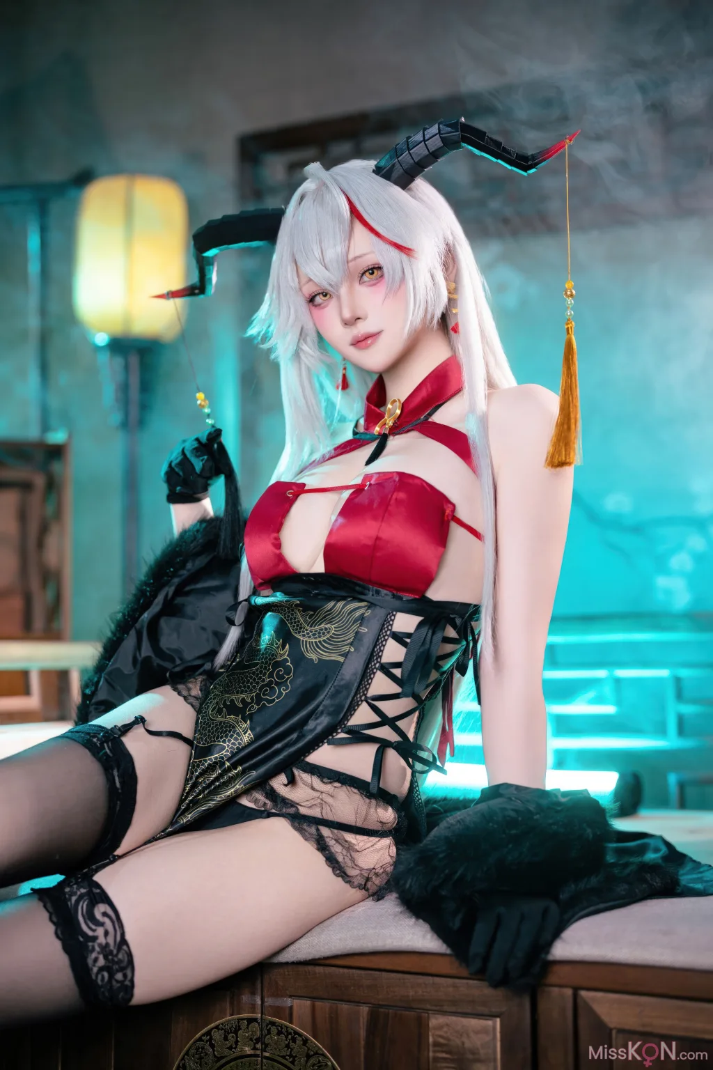 Coser@屿鱼: 碧蓝航线 埃吉尔旗袍 (50 photos)