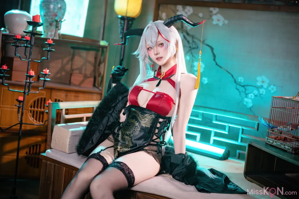 Coser@屿鱼: 碧蓝航线 埃吉尔旗袍 (50 photos)