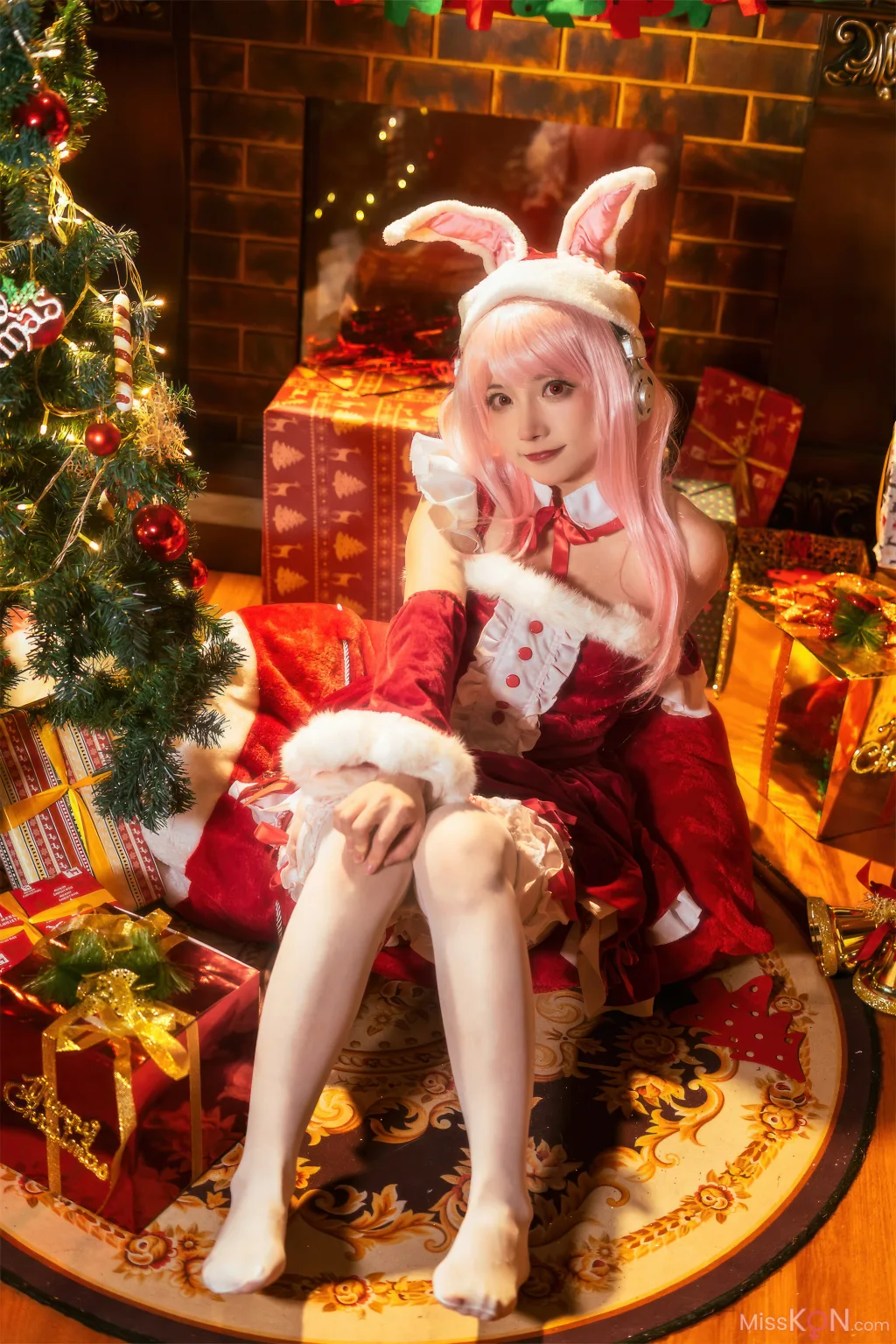 Coser@是三不是世w: 索尼子 圣诞 (44 photos)