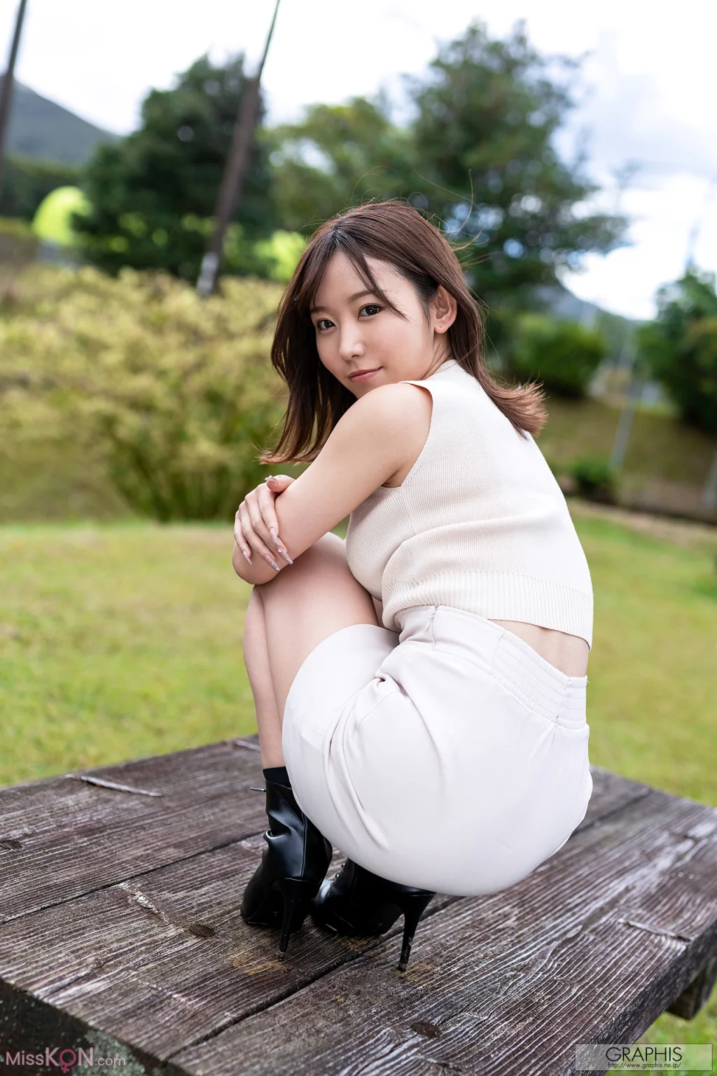 [JP] Nanashima Mai (七嶋舞): [Graphis Gals] No.563 Rainbow (161 ảnh)