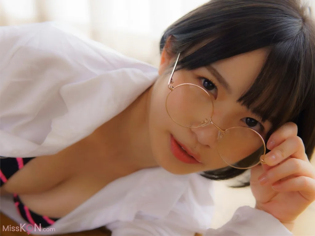[JP] Riina Murakami (村上りいな): ニーハイソックスになりたくて (142 photos)
