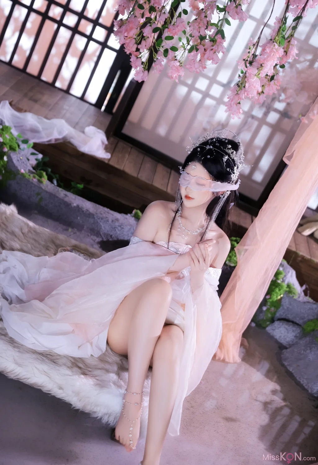 Coser@三度_69: 小师姐 (81 photos)