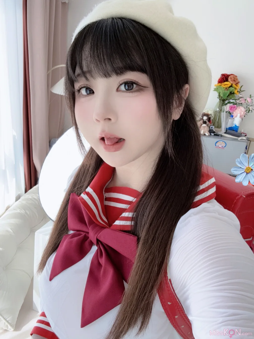 Coser@皮皮奶可可爱了啦: JK红书包 (47 photos)