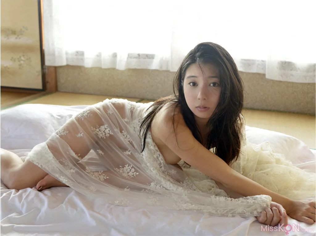 [JP] Yume Saito (佐藤夢): 週刊現代デジタル写真集 純潔の裸身 Vol.2 (32 photos)