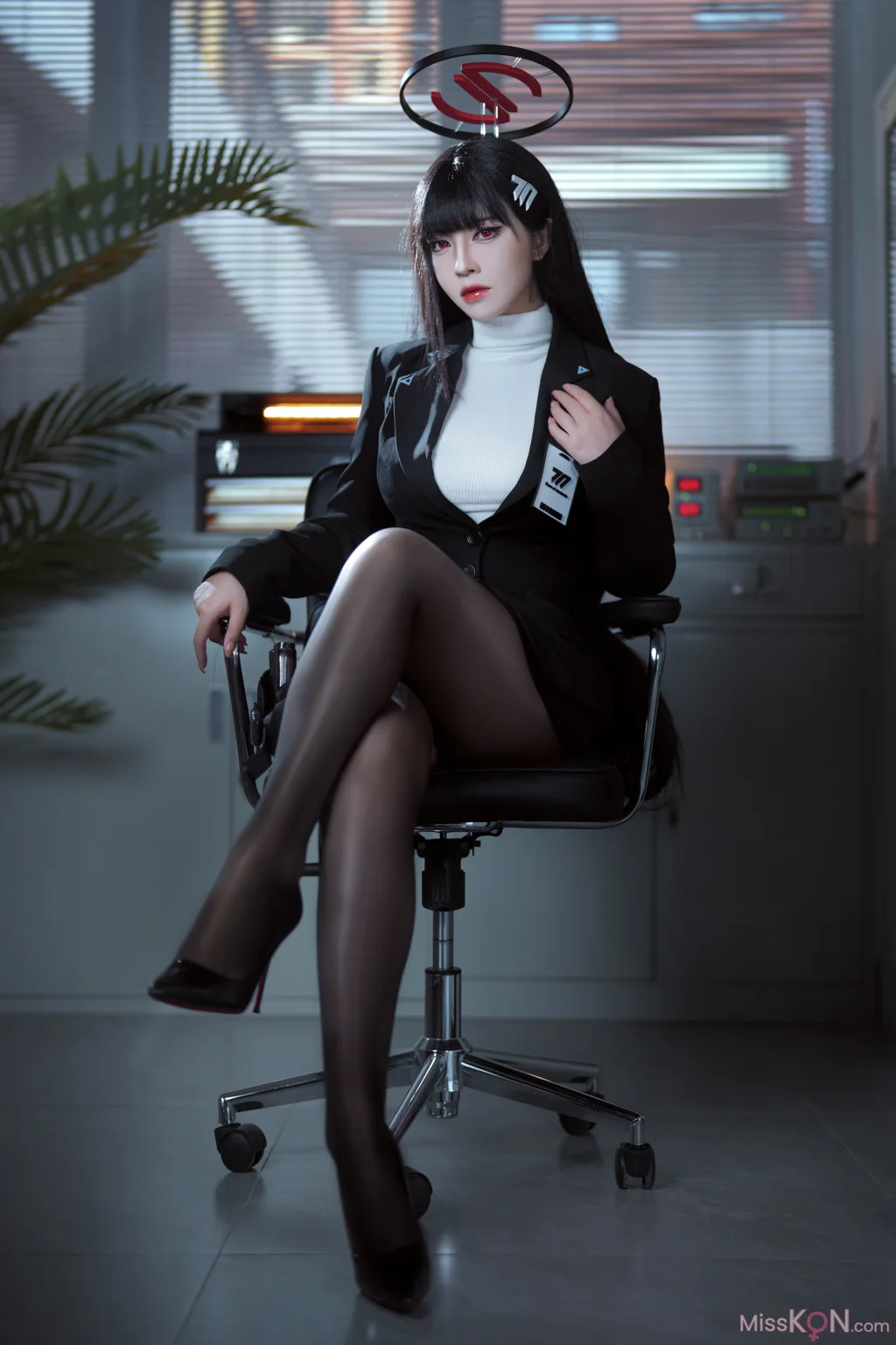 Coser@半半子: 碧蓝档案 调月莉音 (60 photos)