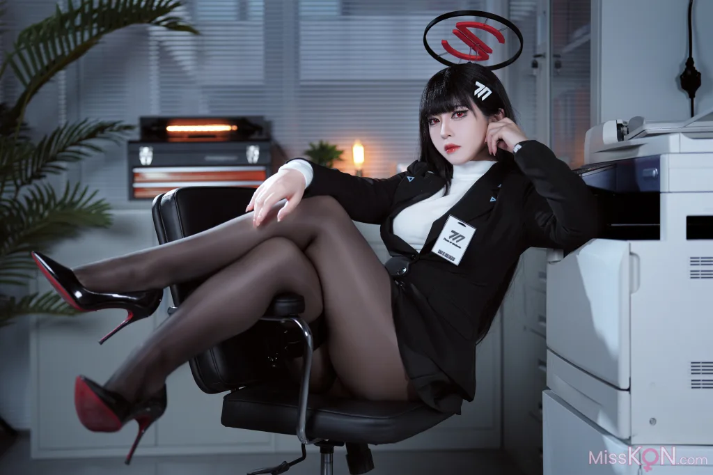 Coser@半半子: 碧蓝档案 调月莉音 (60 photos)