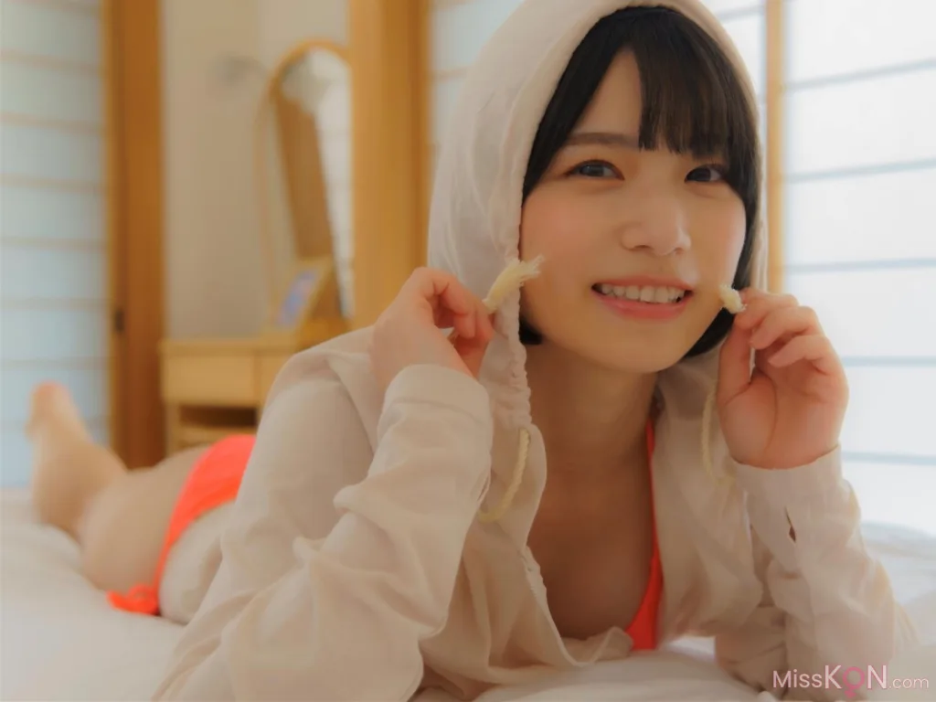 [JP] Riina Murakami (村上りいな): フェティッシュ写真集 『ニーハイソックスになりたくて』 (エンタメ娯楽ちゃんねる) (142 photos)