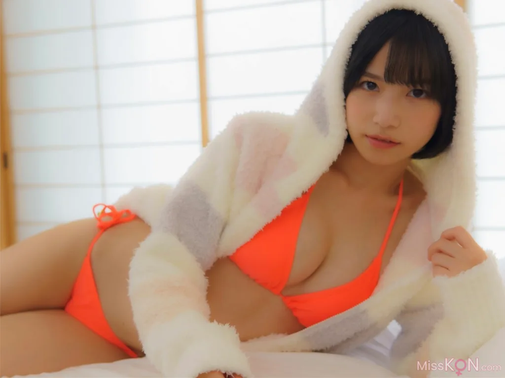 [JP] Riina Murakami (村上りいな): フェティッシュ写真集 『ニーハイソックスになりたくて』 (エンタメ娯楽ちゃんねる) (142 photos)