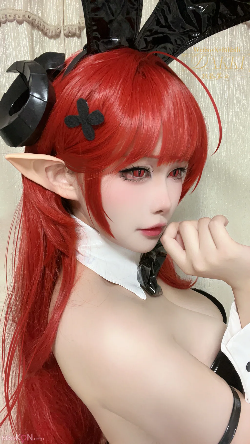 Coser@Dakki伊: 碧蓝航线兴登堡自拍 (27 photos)