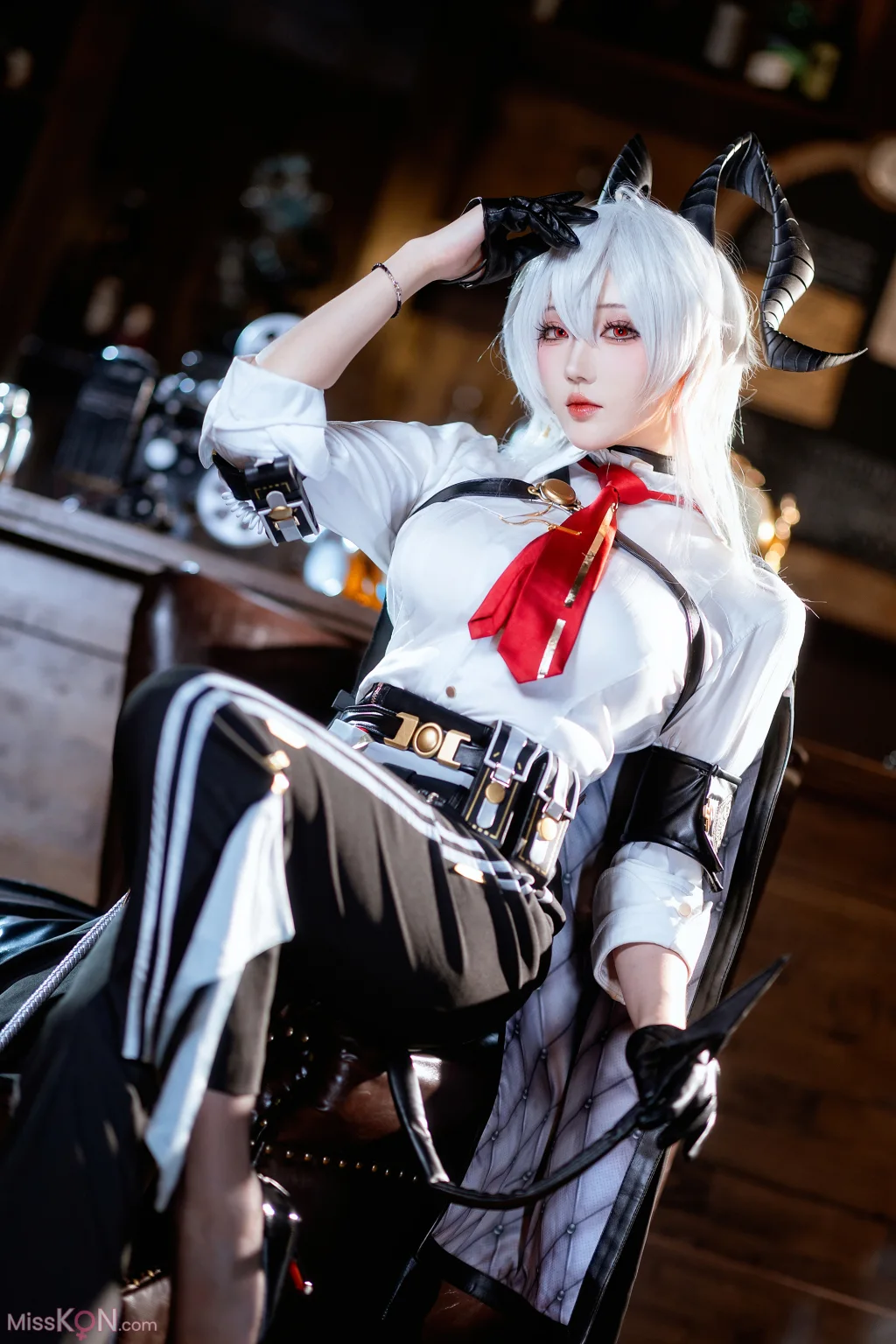 Coser@瓜希酱: 鸣潮 赞妮 (20 photos)