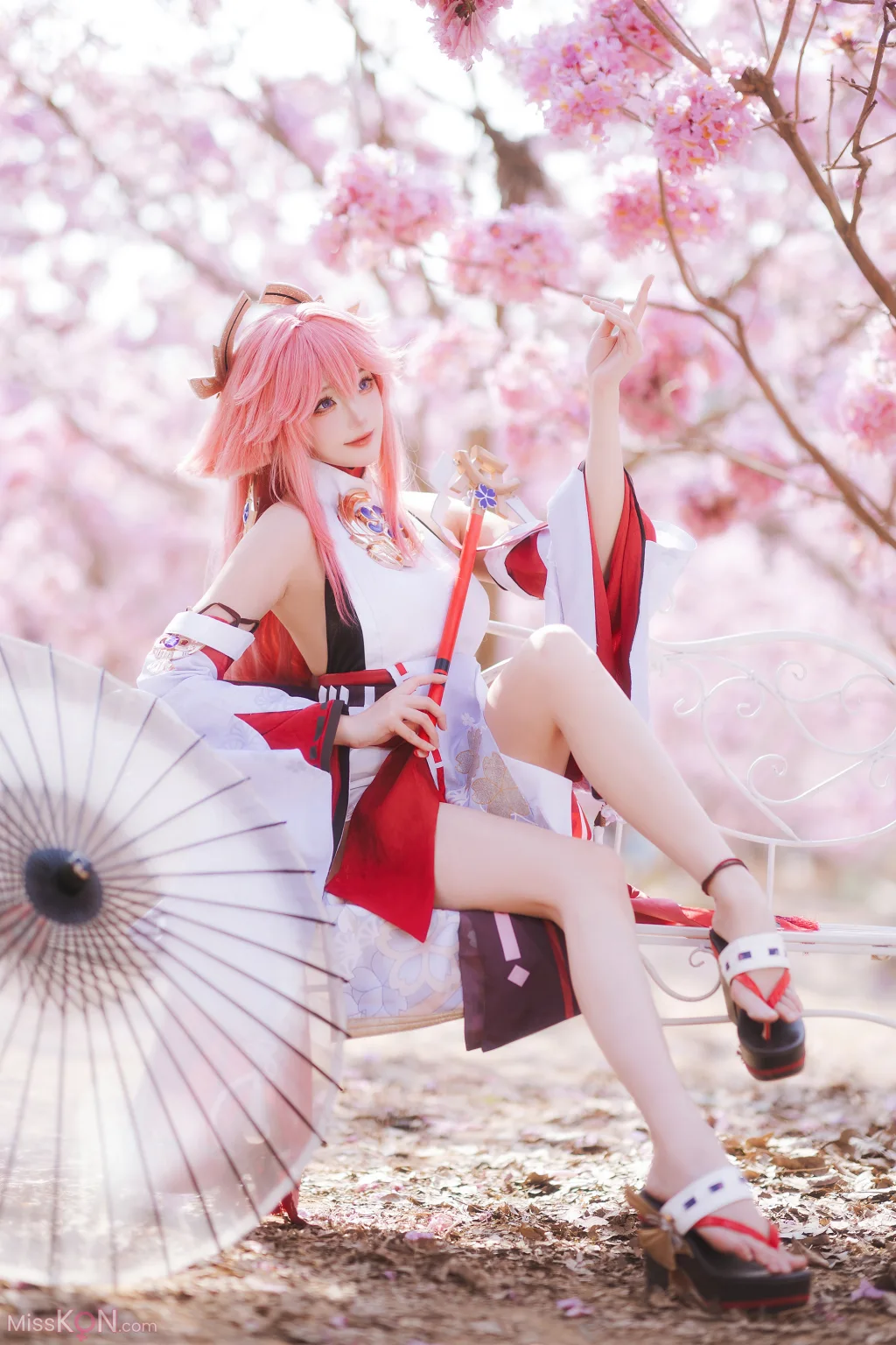Coser@瓜希酱: 原神 八重神子 (20 photos)