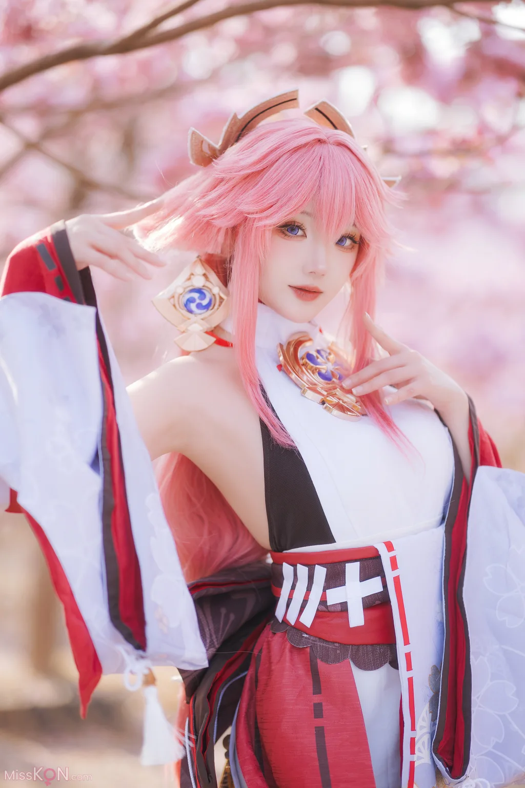 Coser@瓜希酱: 原神 八重神子 (20 photos)