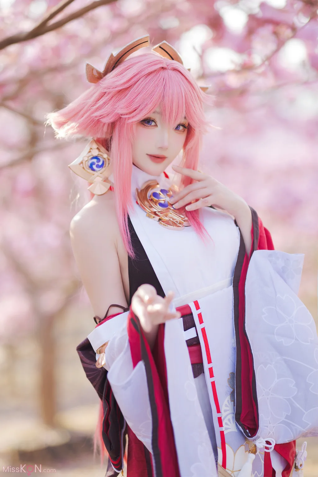 Coser@瓜希酱: 原神 八重神子 (20 photos)