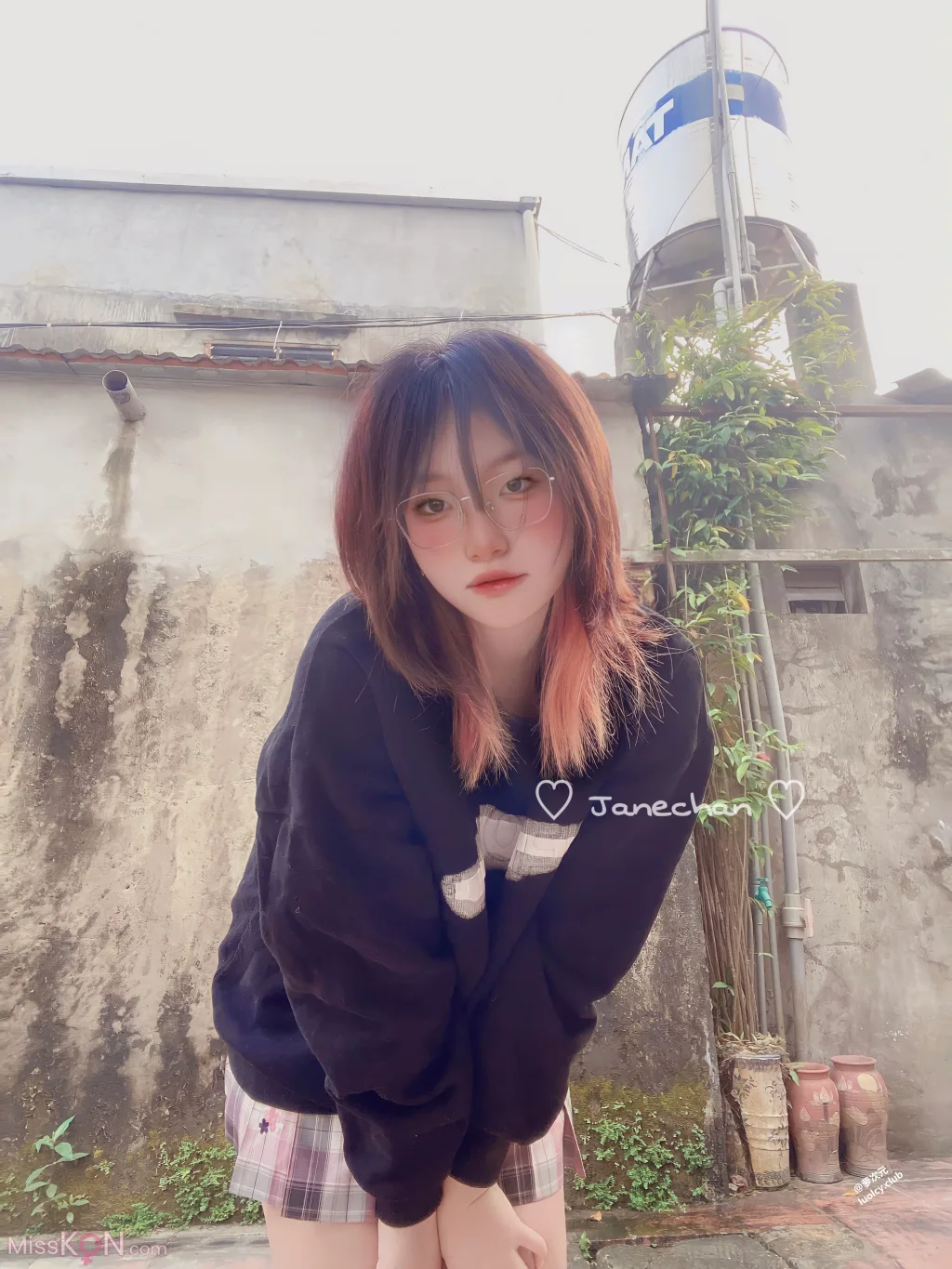 Coser@Nyanchan: 顶级肉感福利姬 汁水充沛 (289 photos + 2 videos)