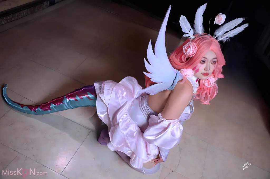 Coser@Nyanchan: 顶级肉感福利姬 汁水充沛 (289 photos + 2 videos)