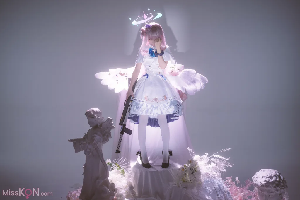 Coser@矢量鱼: 蔚蓝档案 圣园未花 (27 photos)