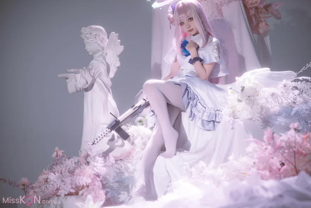 Coser@矢量鱼: 蔚蓝档案 圣园未花 (27 photos)