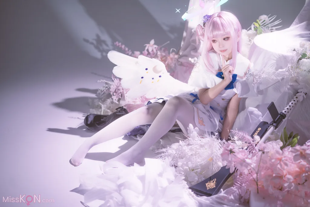 Coser@矢量鱼: 蔚蓝档案 圣园未花 (27 photos)