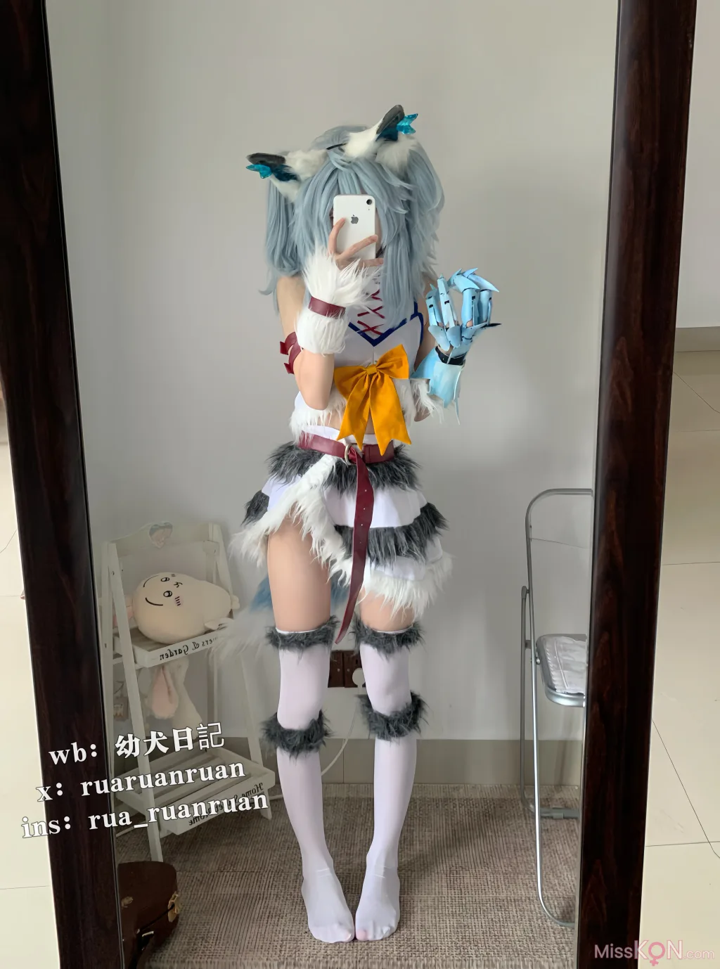 Coser@rua阮阮: 刹那 (18 photos + 1 video)