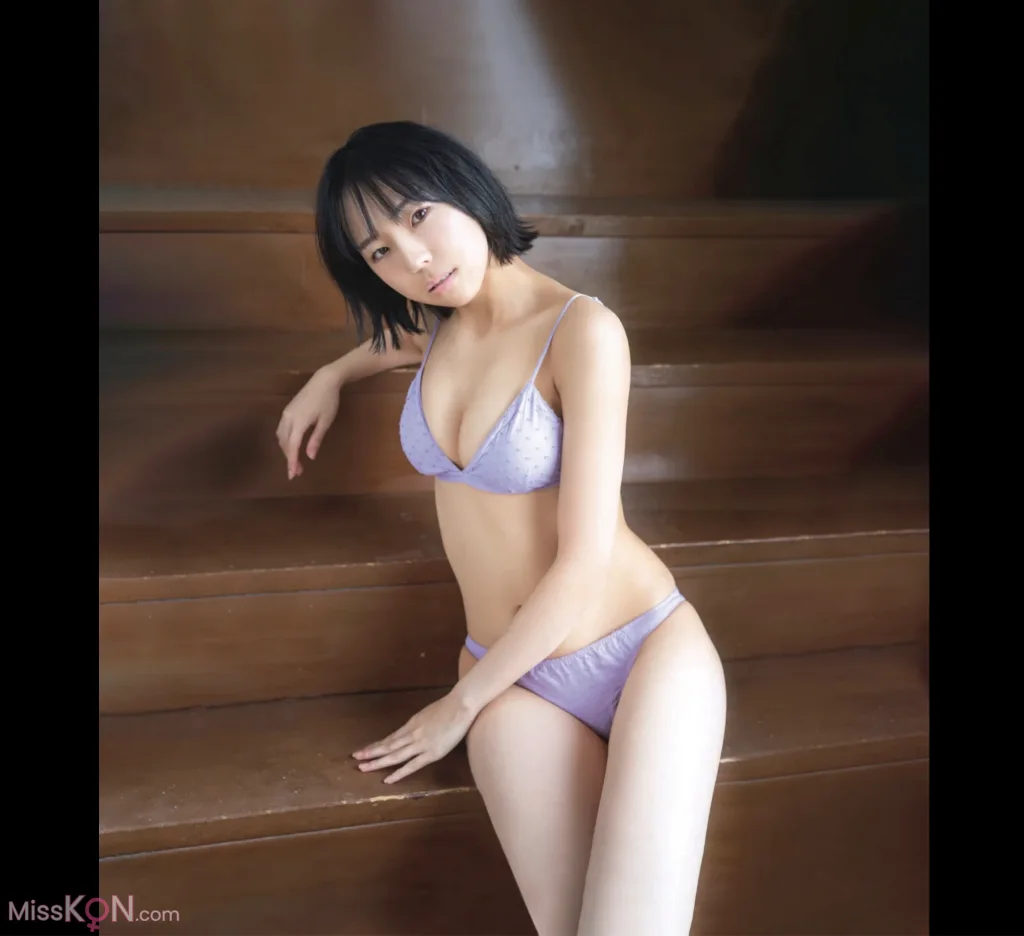 [JP] Aya Kajishima (鍛治島彩): FRIDAY GOLD とびっきりの初ビキニ (12 photos)