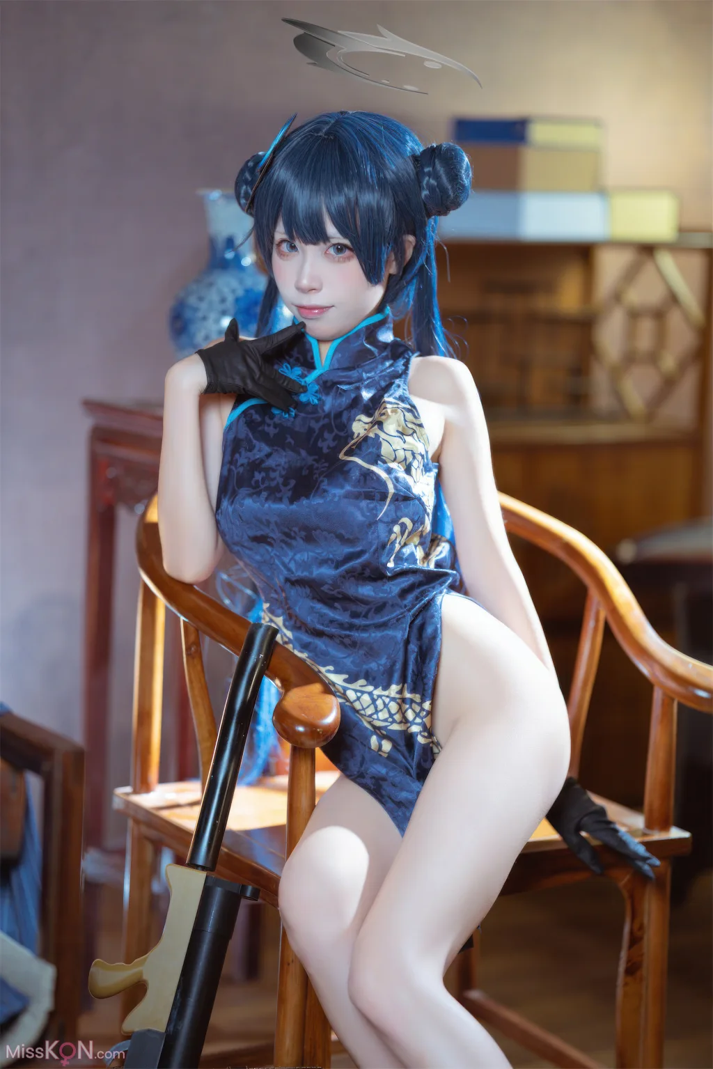 Coser@三無人型: 蔚蓝档案 龙华妃咲 旗袍 (42 photos)