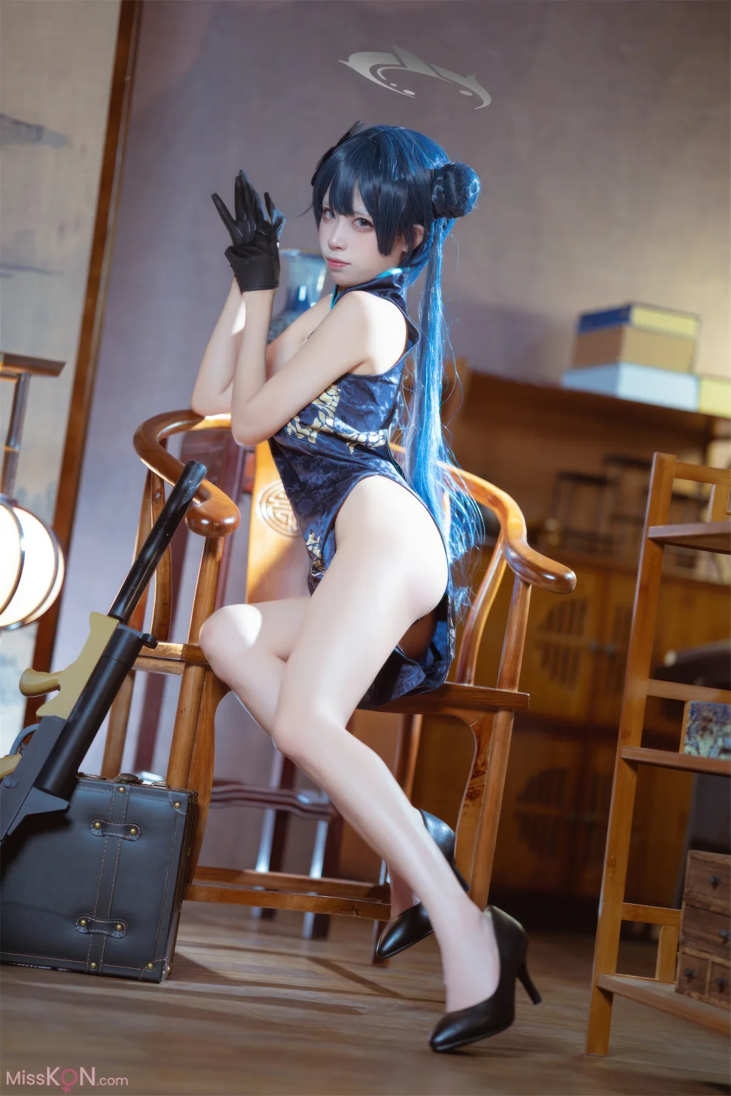 Coser@三無人型: 蔚蓝档案 龙华妃咲 旗袍 (42 photos)