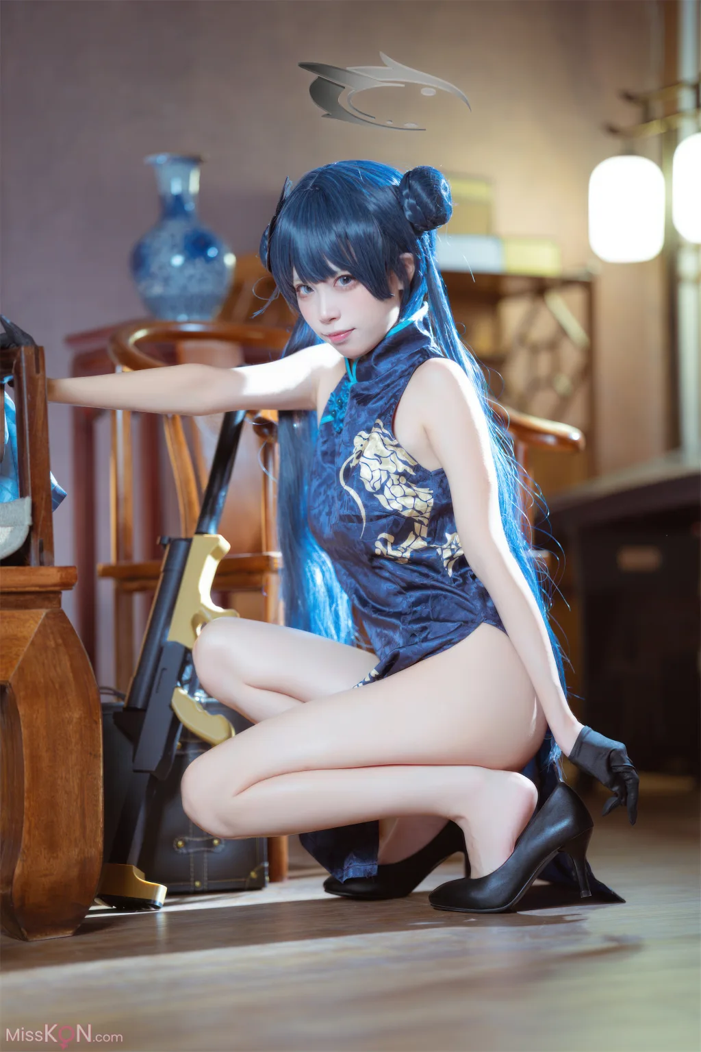 Coser@三無人型: 蔚蓝档案 龙华妃咲 旗袍 (42 photos)
