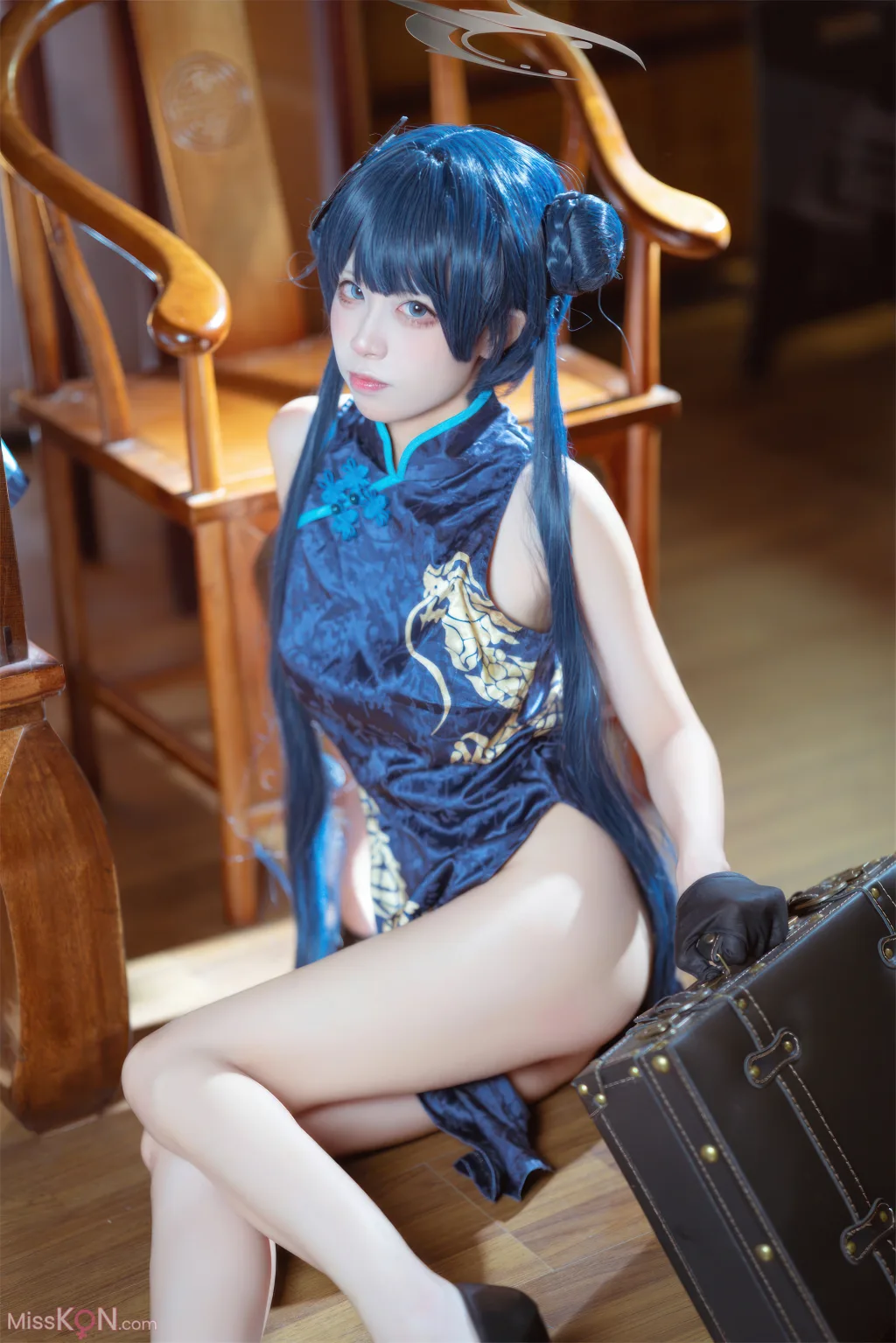 Coser@三無人型: 蔚蓝档案 龙华妃咲 旗袍 (42 photos)