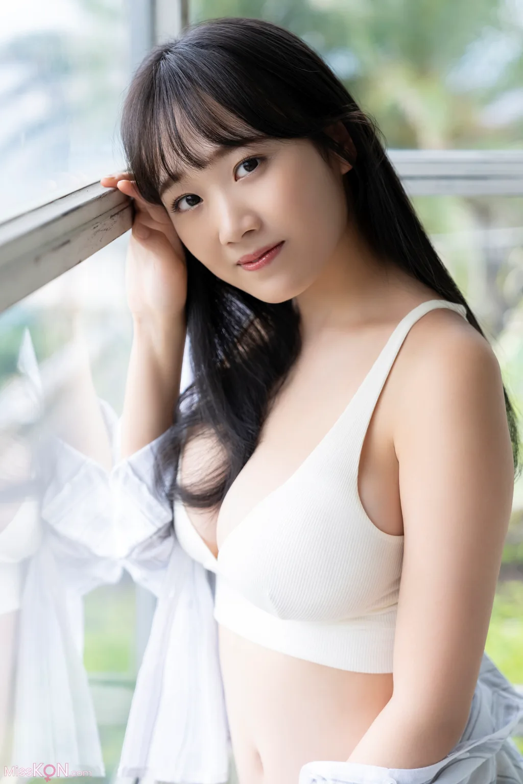 [JP] Riho Okumura (奥村梨穂): FRIDAY デジタル写真集 奇跡の神乳 Vol.1 (54 photos) – Page 2