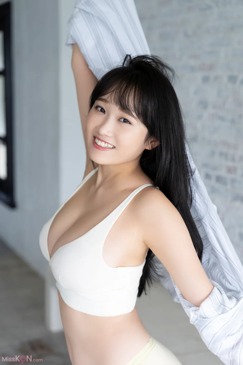 [JP] Riho Okumura (奥村梨穂): FRIDAY デジタル写真集 奇跡の神乳 Vol.1 (54 photos) – Page 3